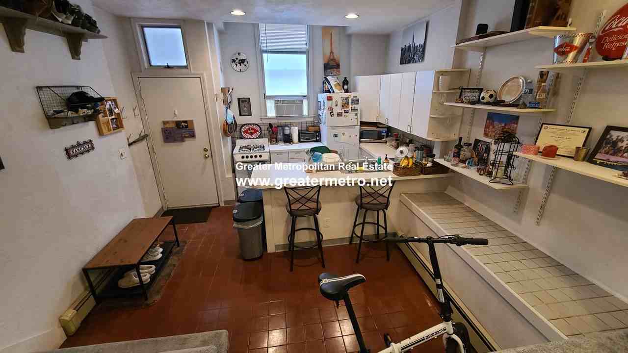 207 Salem St #1A - Photo 5 of 15