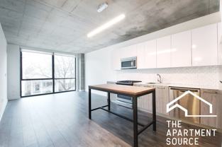 1714 W Roscoe St #308 - Photo 1 of 1