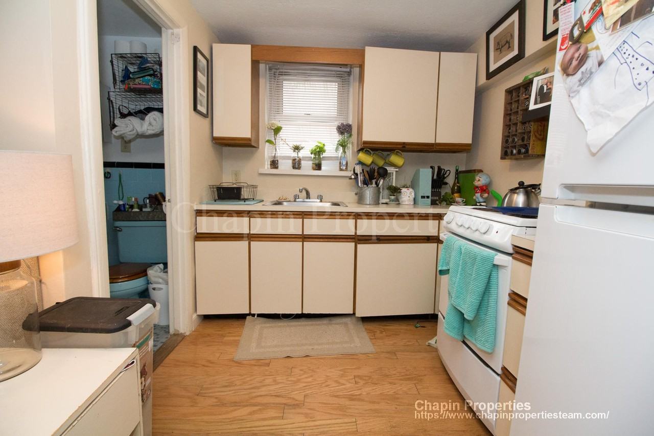 105 Chestnut St #2B - Photo 5 of 5