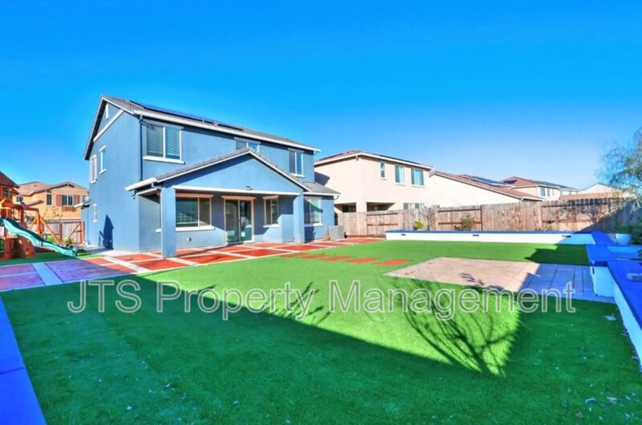 12800 Montbrook Way - Photo 2 of 50