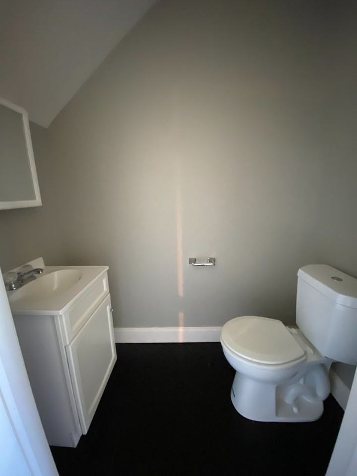 4 Salisbury St - Photo 6 of 9