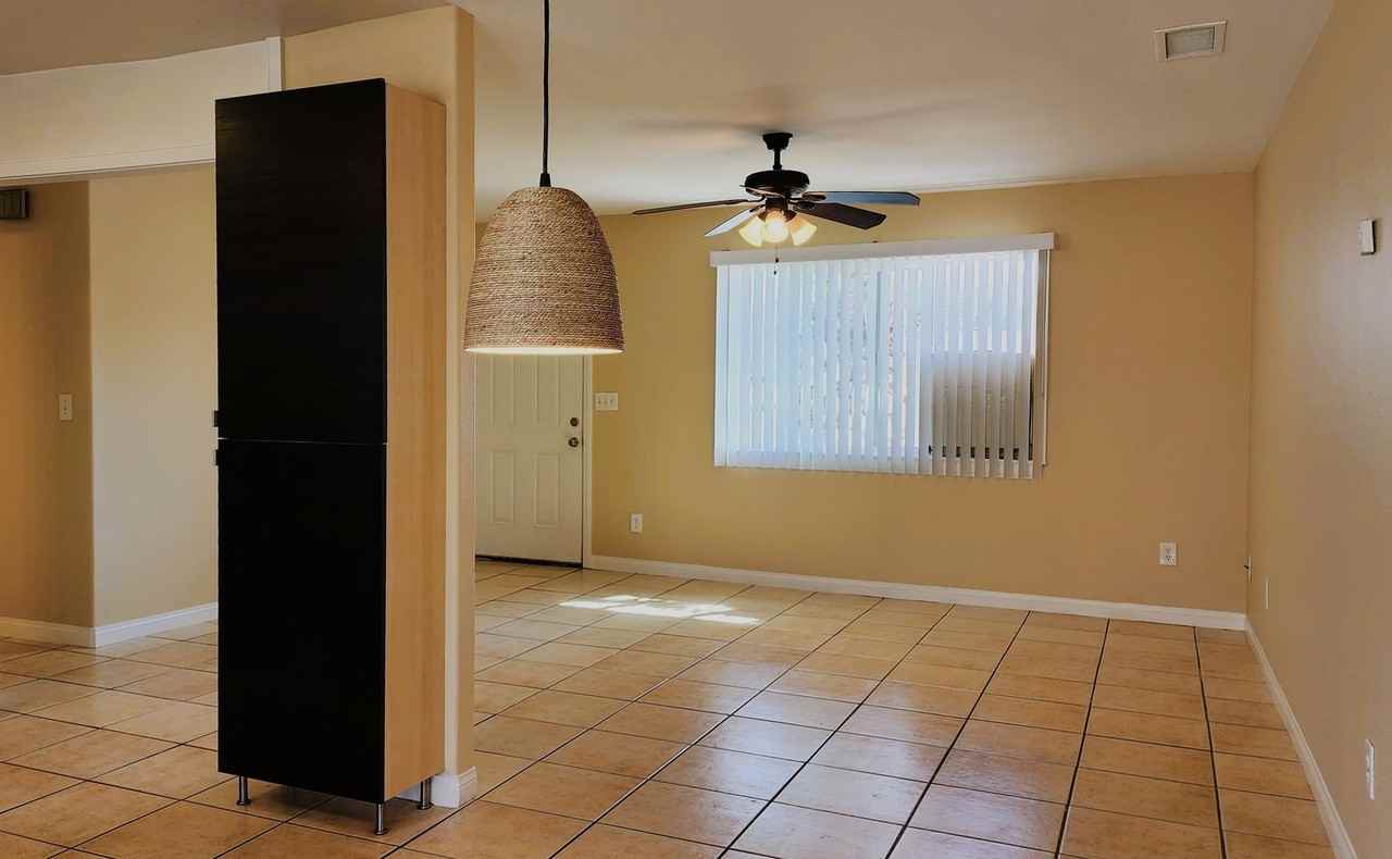 17472 De Brask Ave - Photo 3 of 19