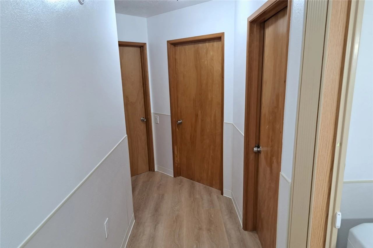 880 Avenue M - Photo 2 of 10