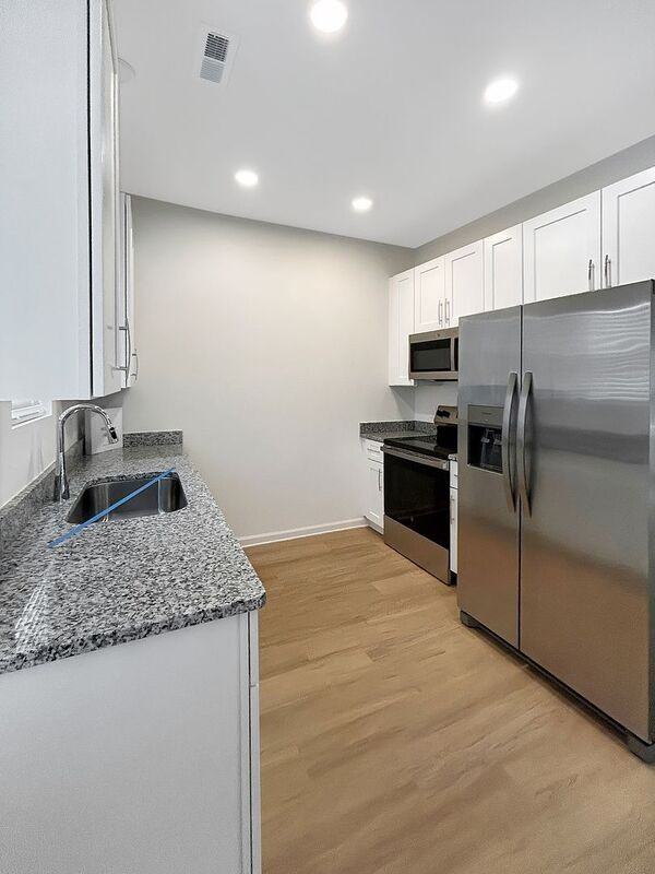 691 S Elm St - Photo 2 of 13