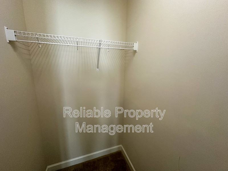 300 Mulberry Banks Dr - Photo 7 of 23