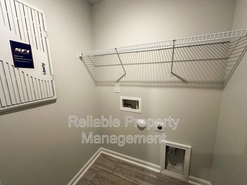 1017 Blissful Waters St - Photo 5 of 5