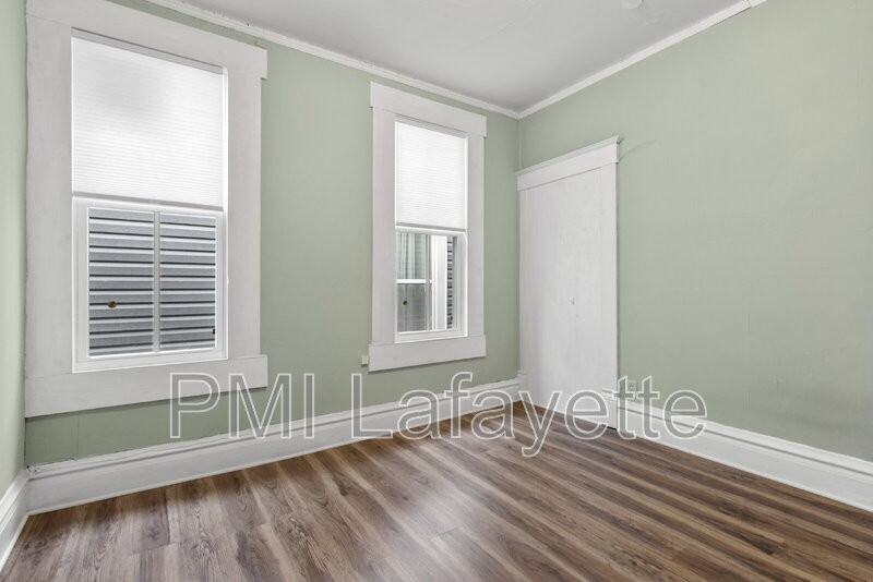 1112 Brown St #4 - Photo 3 of 10