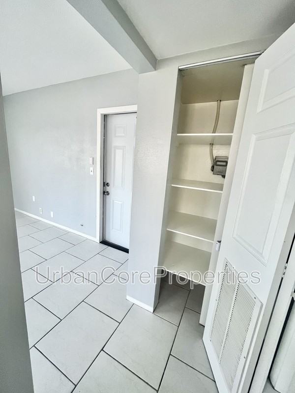 1801 5th St N #5 - Photo 7 of 10