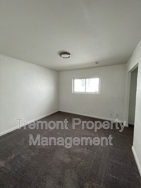 3609 Carl White Pl - Photo 3 of 5