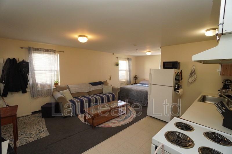 1432 Gaylord St #7 - Photo 3 of 7