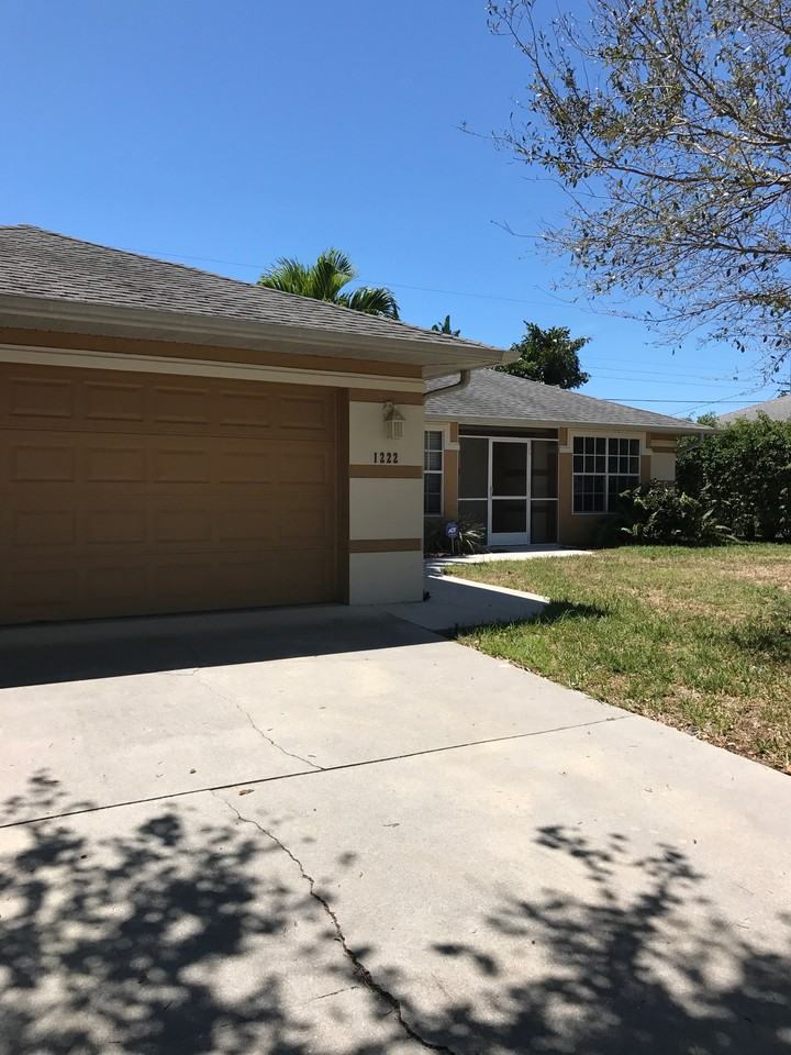 1222 S Alhambra Cir #1 - Photo 3 of 38