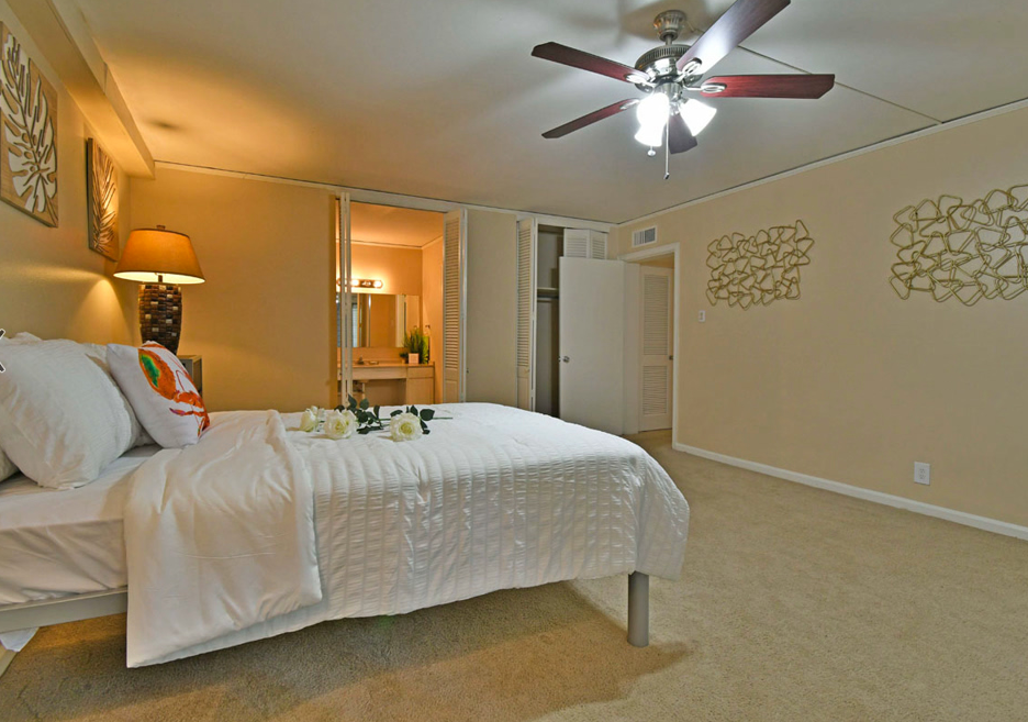 Provincial North Apartments - Photo 7 of 31