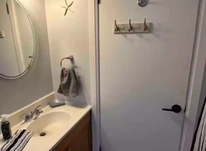 451 Durban St - Photo 3 of 13