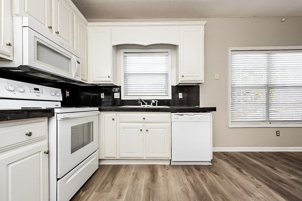 6328 Sunflower Pl - Photo 6 of 17