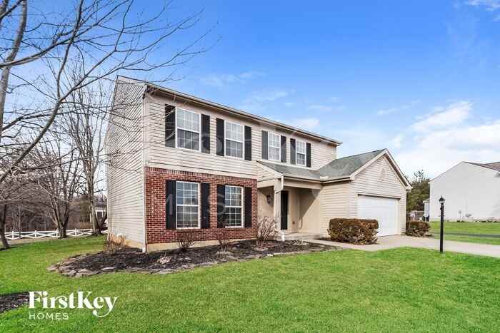 1058 Hayward Cir - Photo 2 of 16