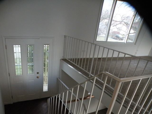 908 Pheasant Ridge Rd - Photo 2 of 18