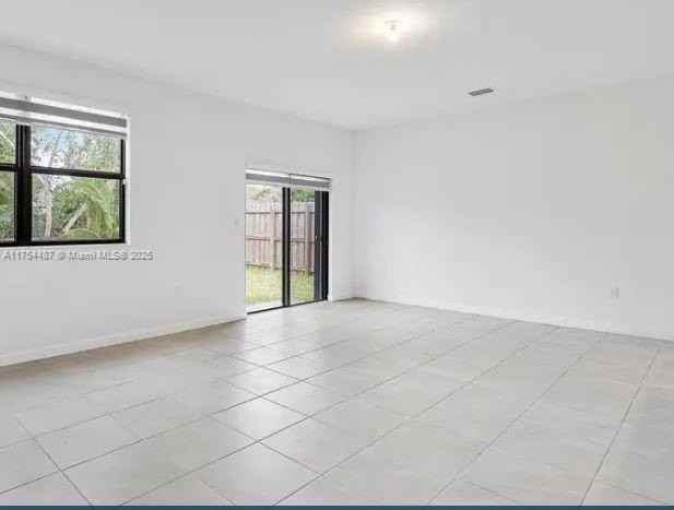 28519 Sw 134th Ct - Photo 3 of 6