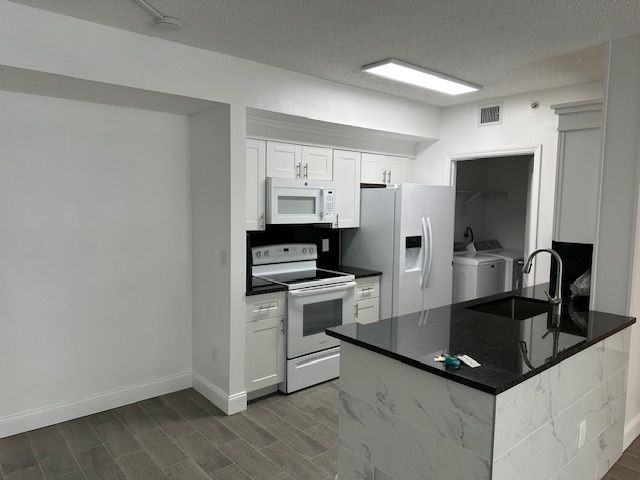 5056 Lantana Rd - Photo 3 of 13