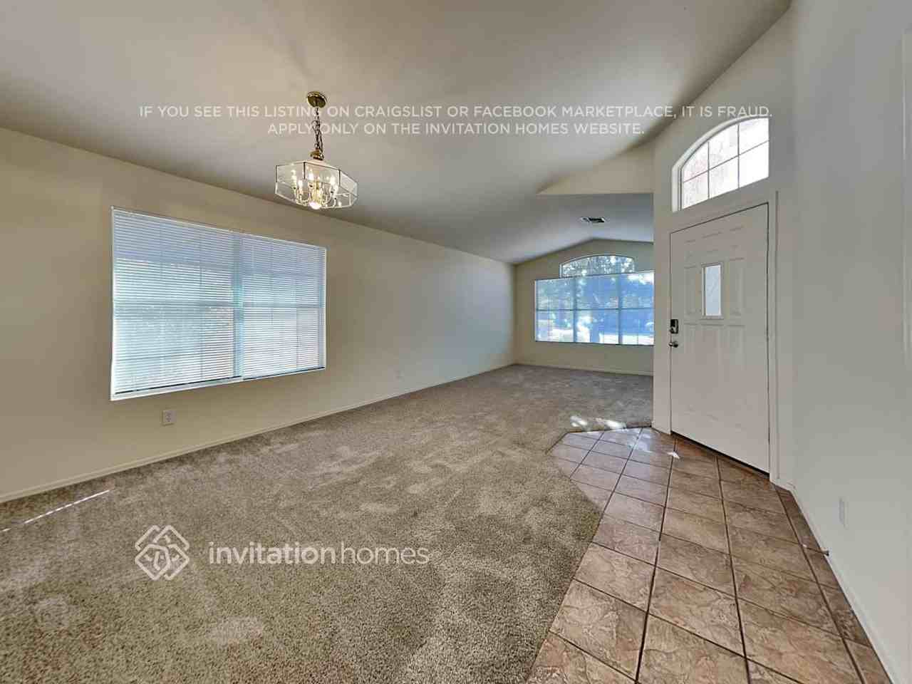 9726 W Tonopah Dr - Photo 3 of 19