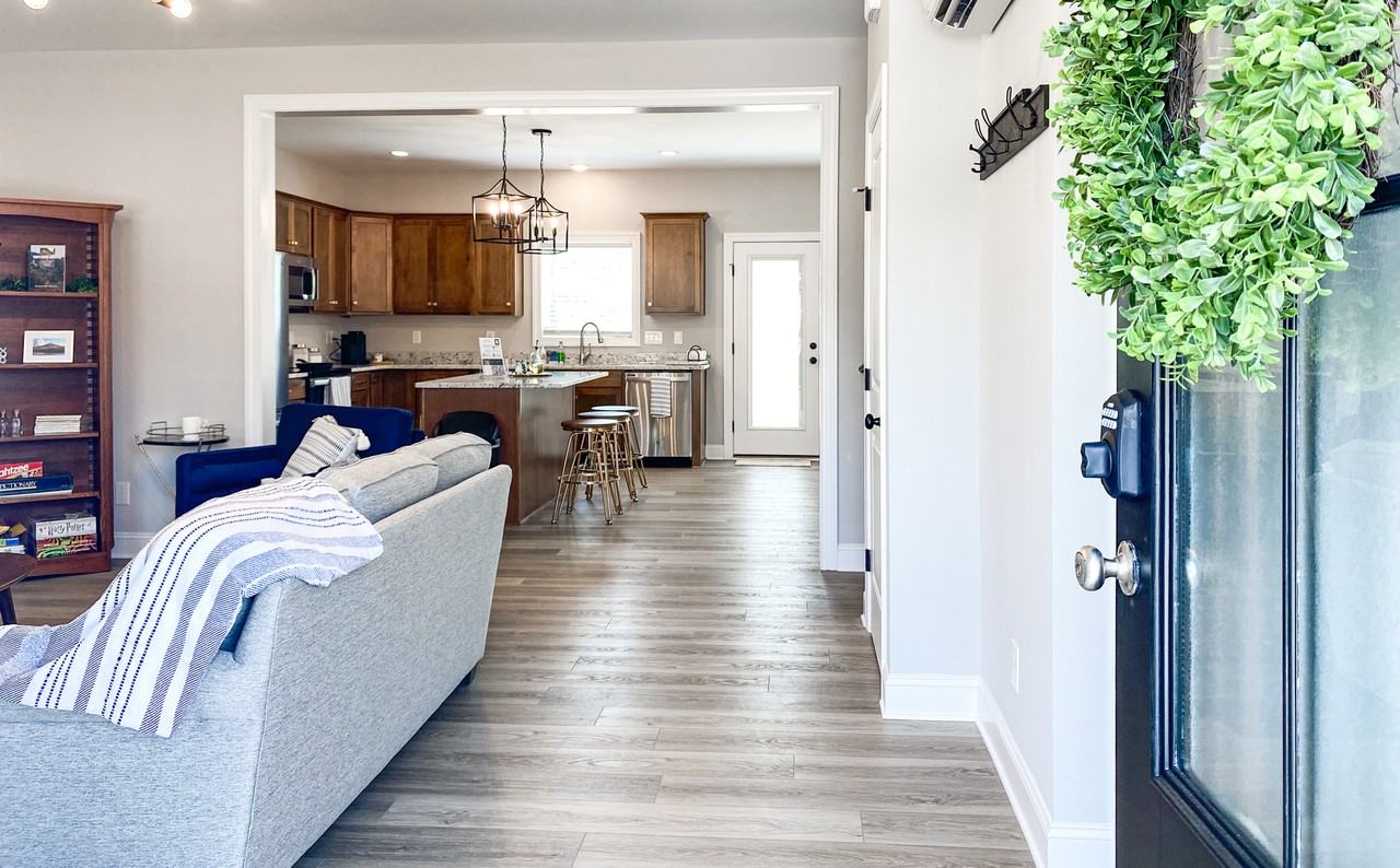 1031 Ridgestone Ct #1 - Photo 5 of 50