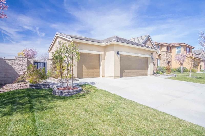 32924 Shephard Ct - Photo 3 of 36