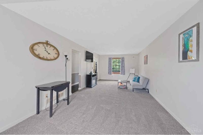 1002 Stanwood Dr - Photo 6 of 20