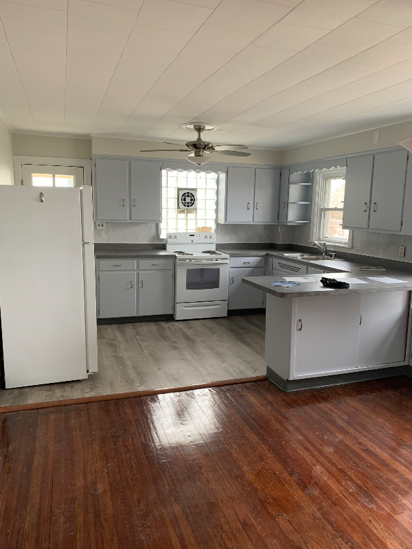 723 Grove St #1 - Photo 3 of 9