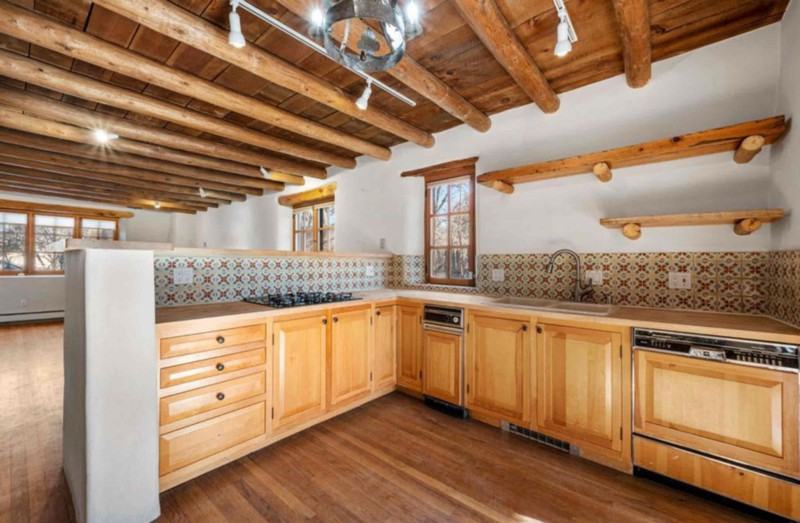 812 Abeyta St #E - Photo 2 of 18