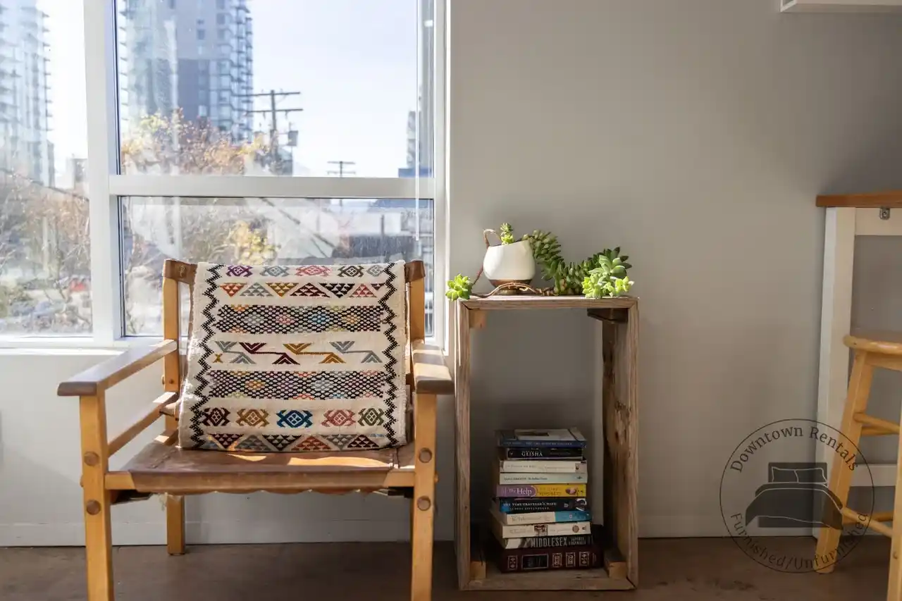 932 Johnson Street #202 - Photo 3 of 16