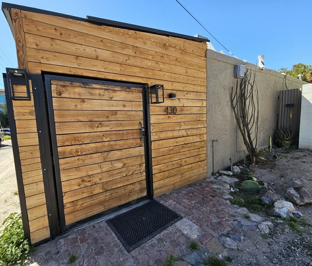 430 N Euclid Ave #430 - Photo 6 of 19