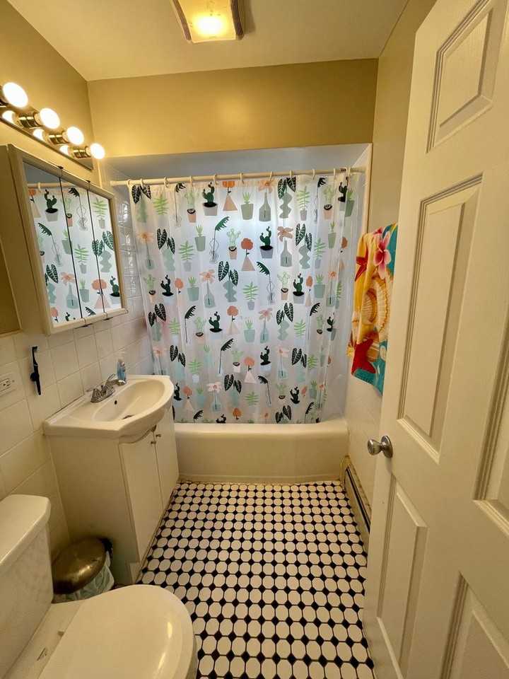 3533 S Harlem Ave Apt 1f #1F - Photo 7 of 7