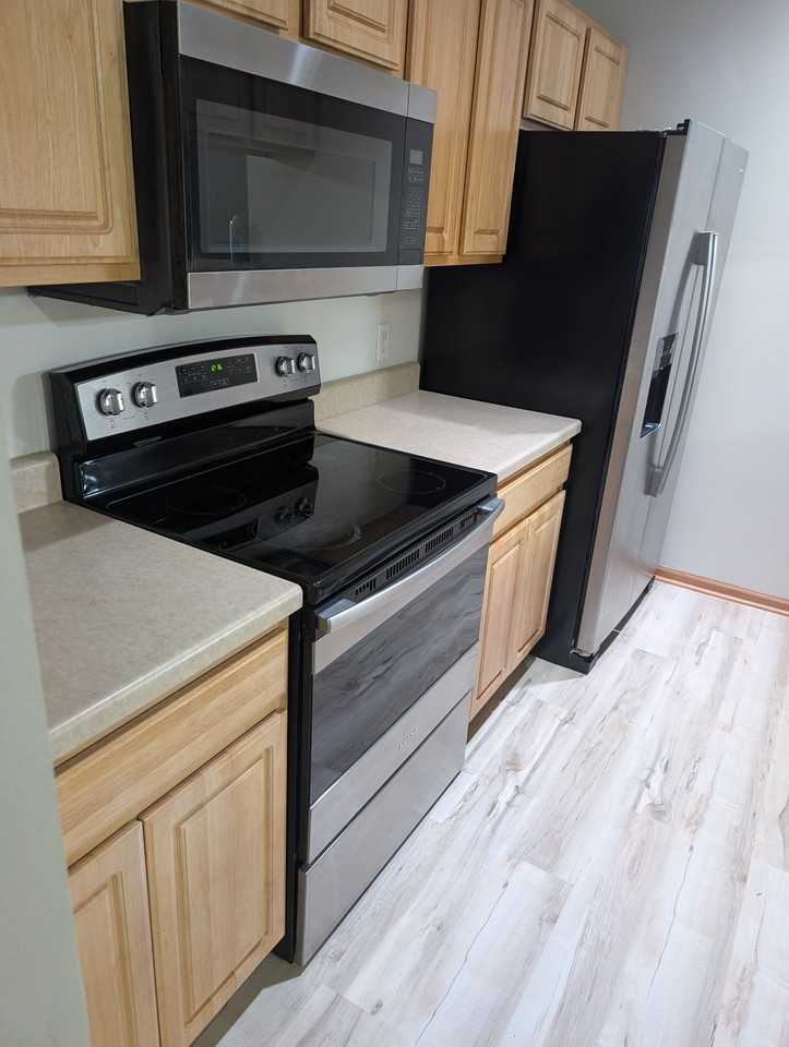 1960 Rockford Rd Sw #NA - Photo 2 of 17