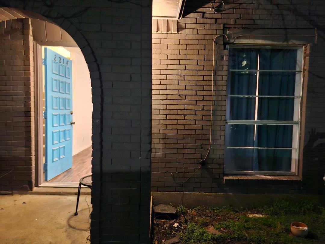 2214 El Paso St #2214 - Photo 3 of 33