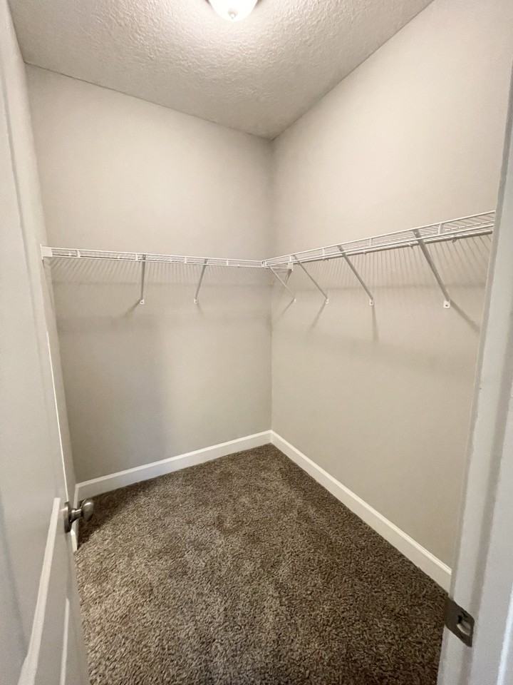 895 Collier Blvd #NA - Photo 6 of 12