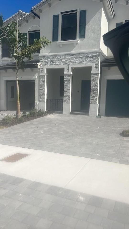 28519 Sw 134th Ct - Photo 2 of 6