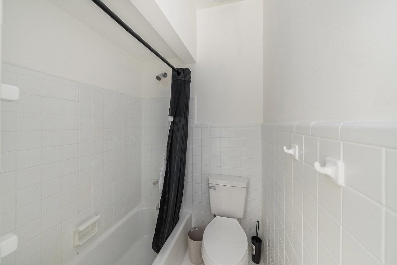 N 36th St - Photo 4 of 9