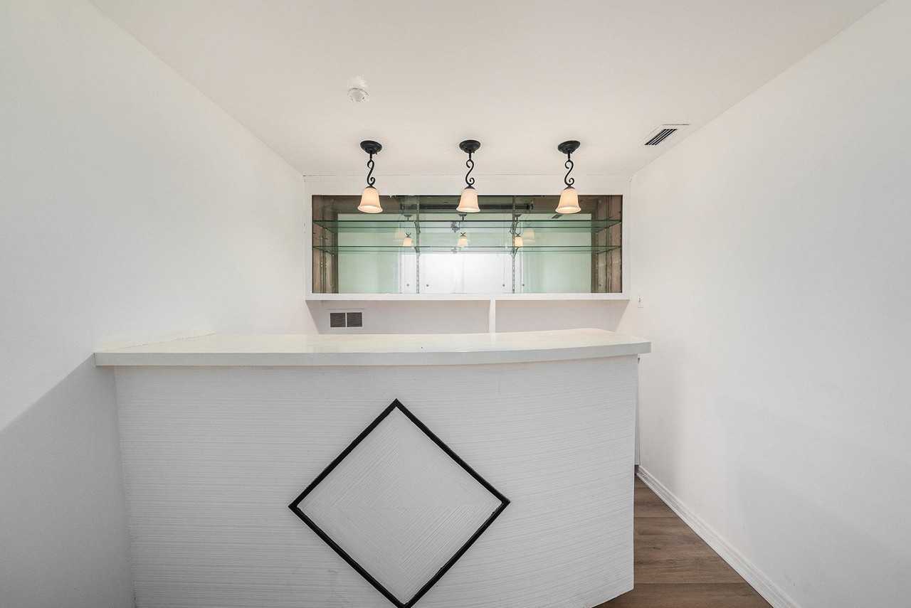 N 36th St - Photo 5 of 9