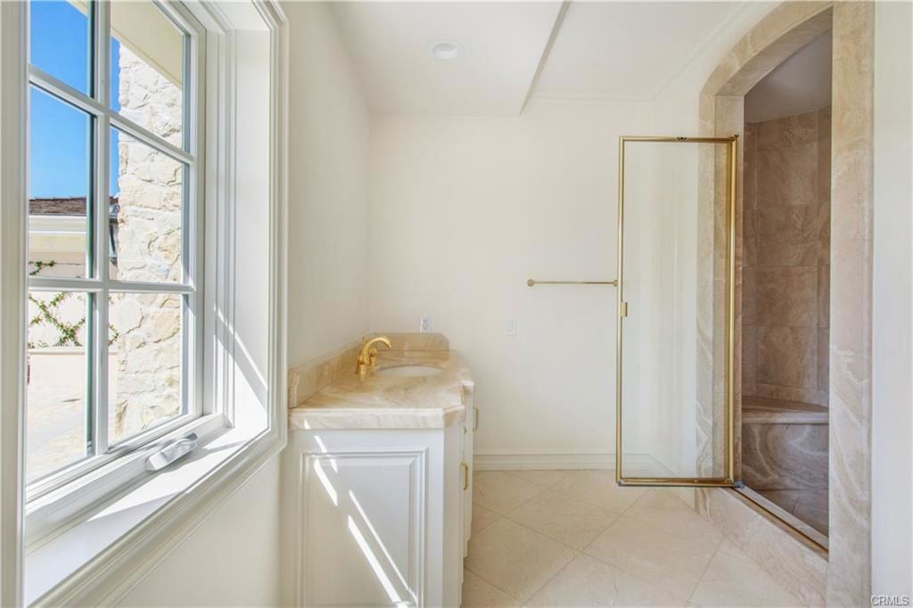 2018 Tahuna Ter - Photo 2 of 8