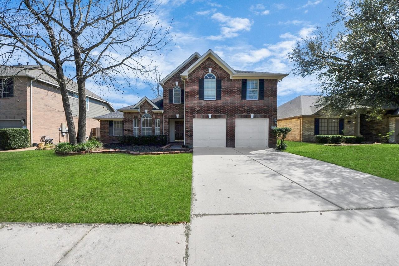 20910 Meadowhill Dr - Photo 4 of 45