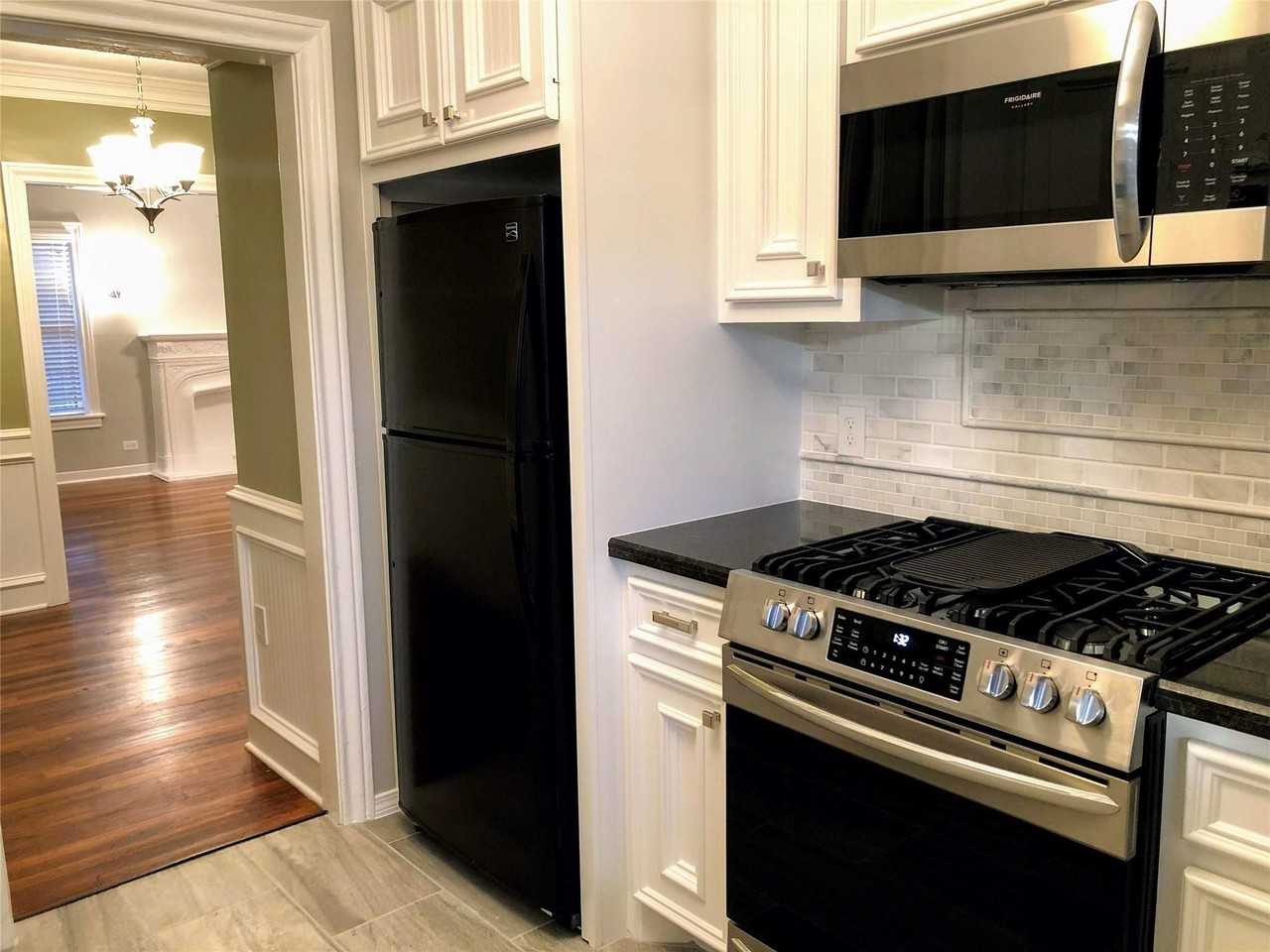 4630 Clay St - Photo 4 of 27