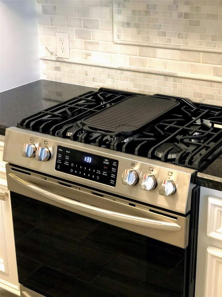 4630 Clay St - Photo 5 of 27