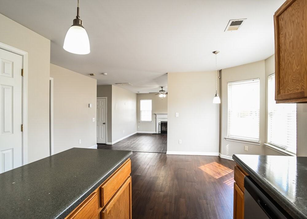 3313 Valerie Dr - Photo 7 of 17