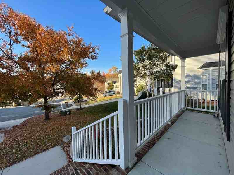 8700 Gooch Ct - Photo 3 of 31