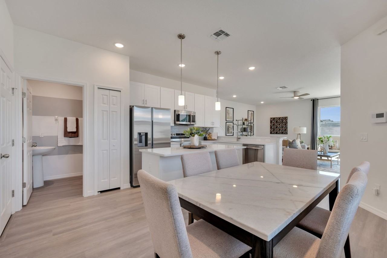 2350 N Narcoossee Rd - Photo 2 of 29