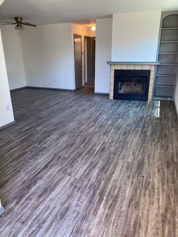 4201 Colony Dr - Photo 2 of 12