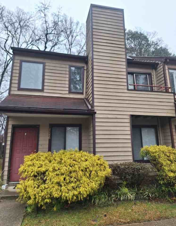 1146 N Green Dr - Photo 2 of 20