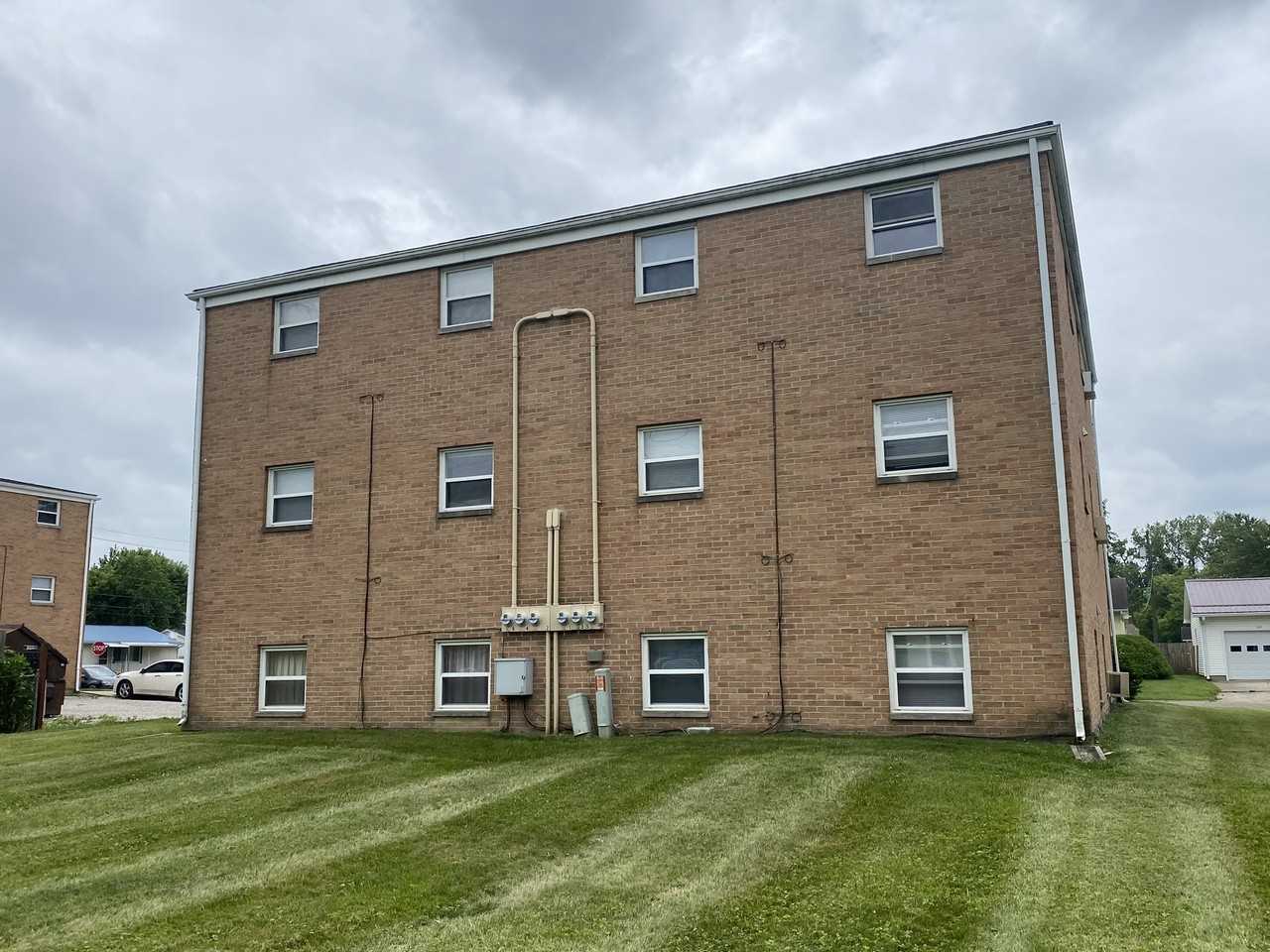Gale Court - Photo 2 of 26