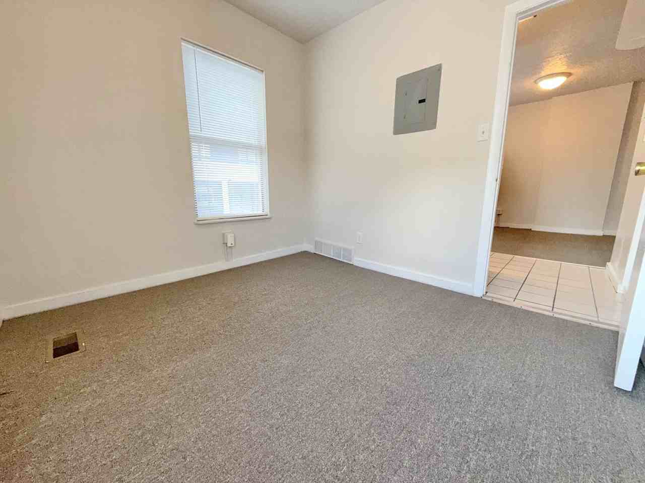 515 Denver Street - Photo 4 of 22
