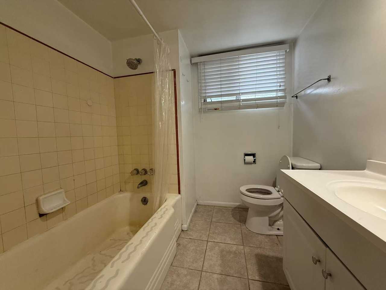 8216 Painter Ave. Whittier, CA 90602 - Photo 4 of 21