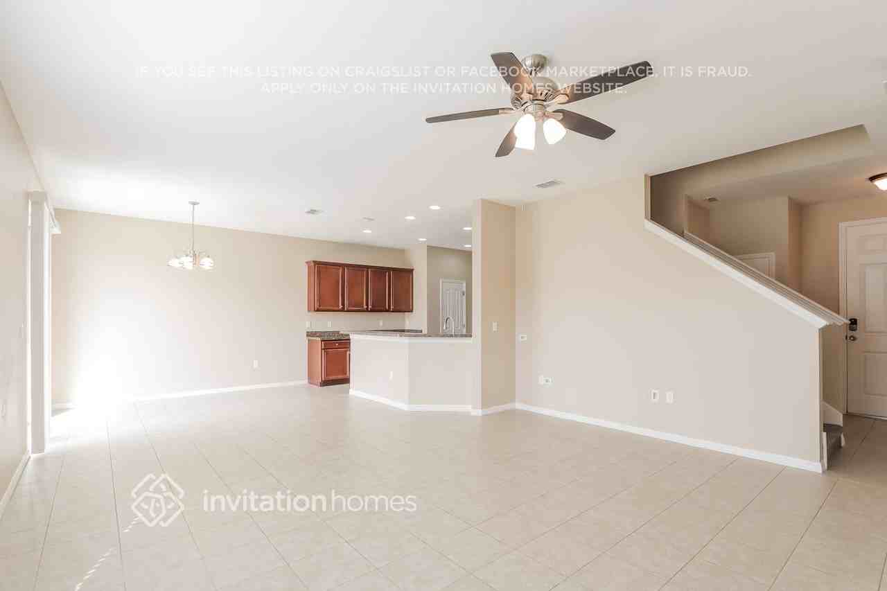 9623 Maxson Dr - Photo 5 of 15